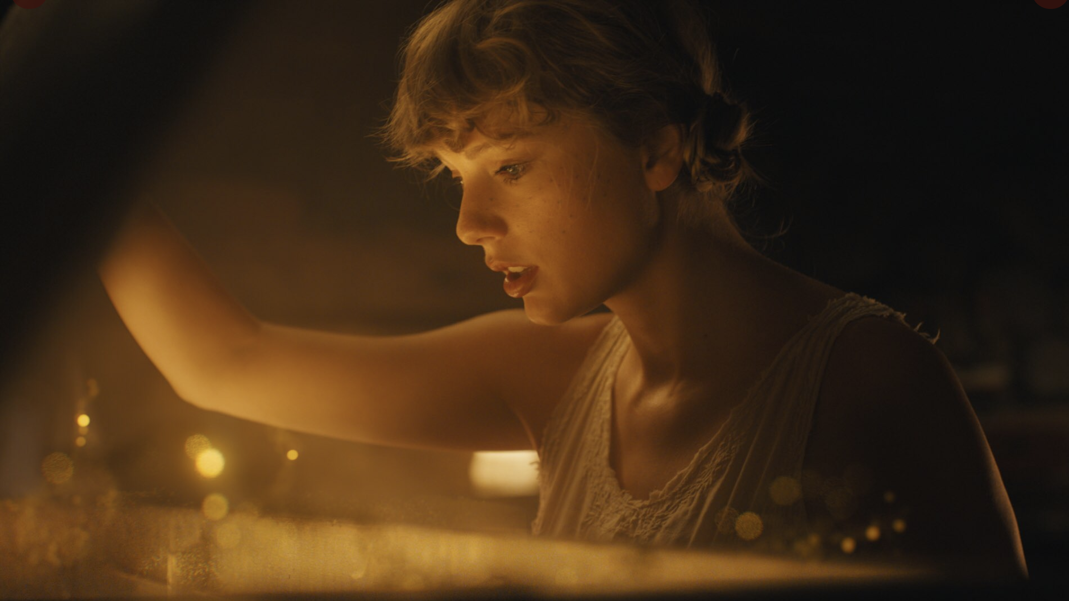 Taylor Swift "Cardigan"